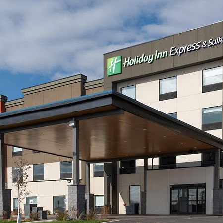 Holiday Inn Express & Suites - North Battleford By Ihg Екстер'єр фото