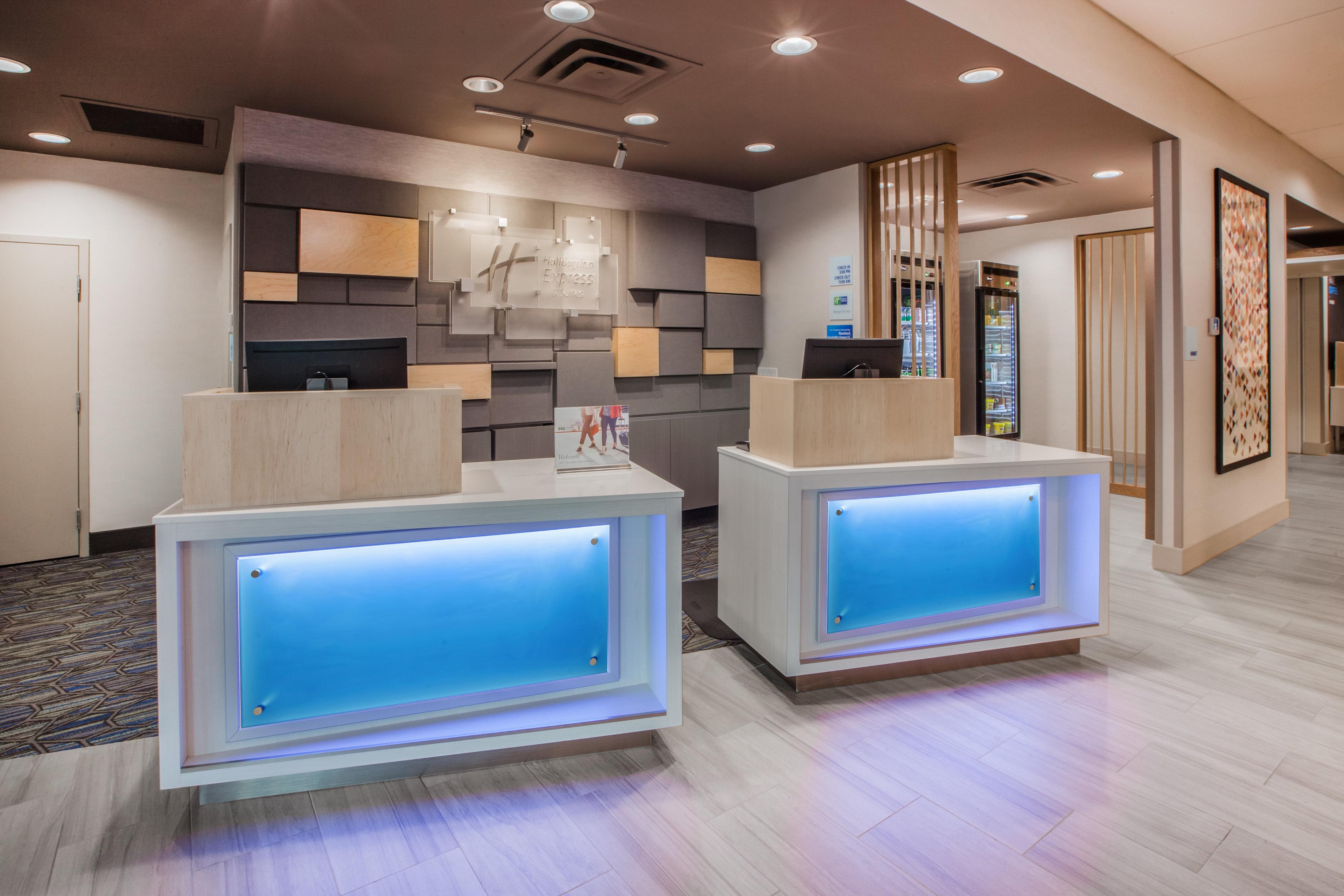 Holiday Inn Express & Suites - North Battleford By Ihg Екстер'єр фото