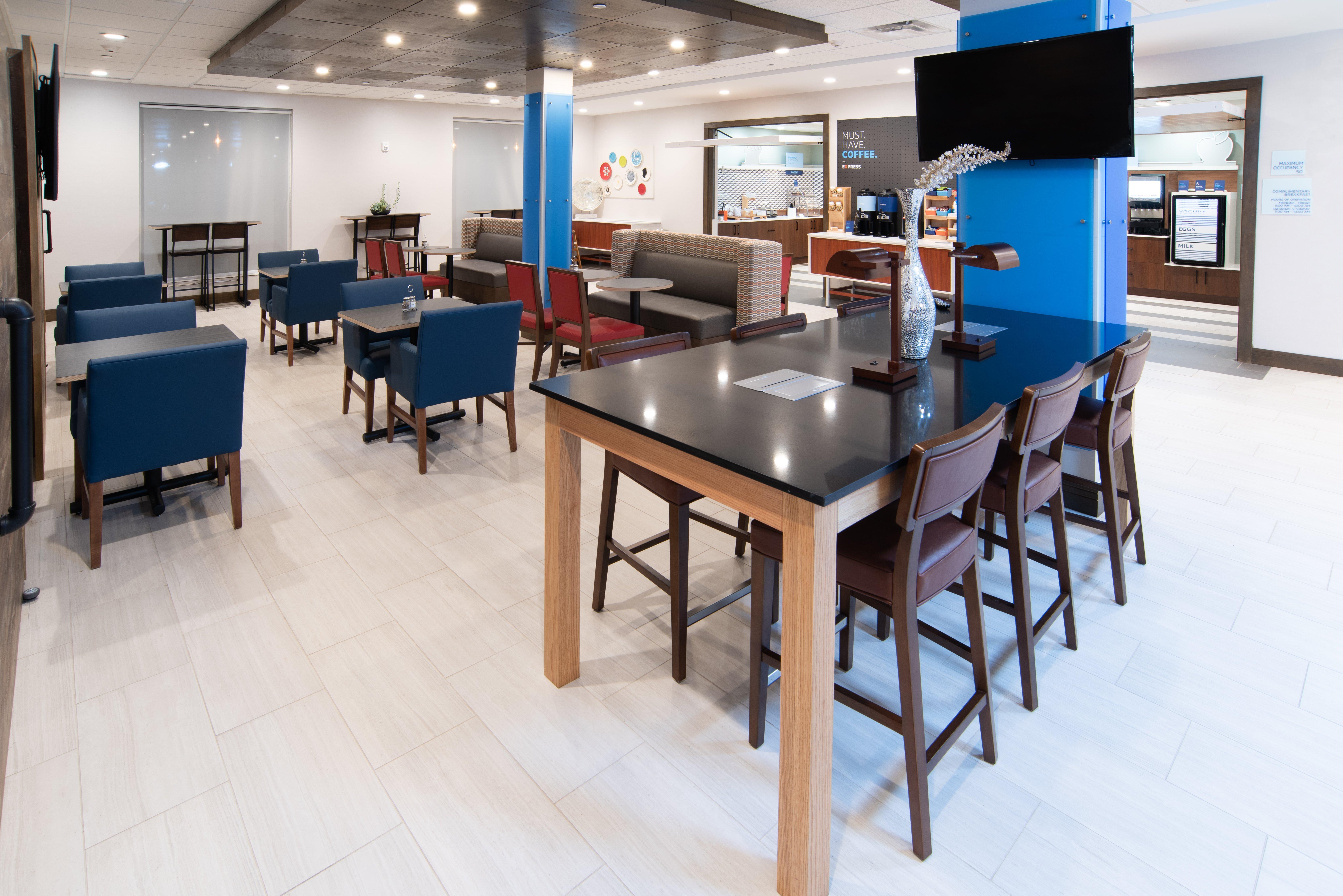 Holiday Inn Express & Suites - North Battleford By Ihg Екстер'єр фото