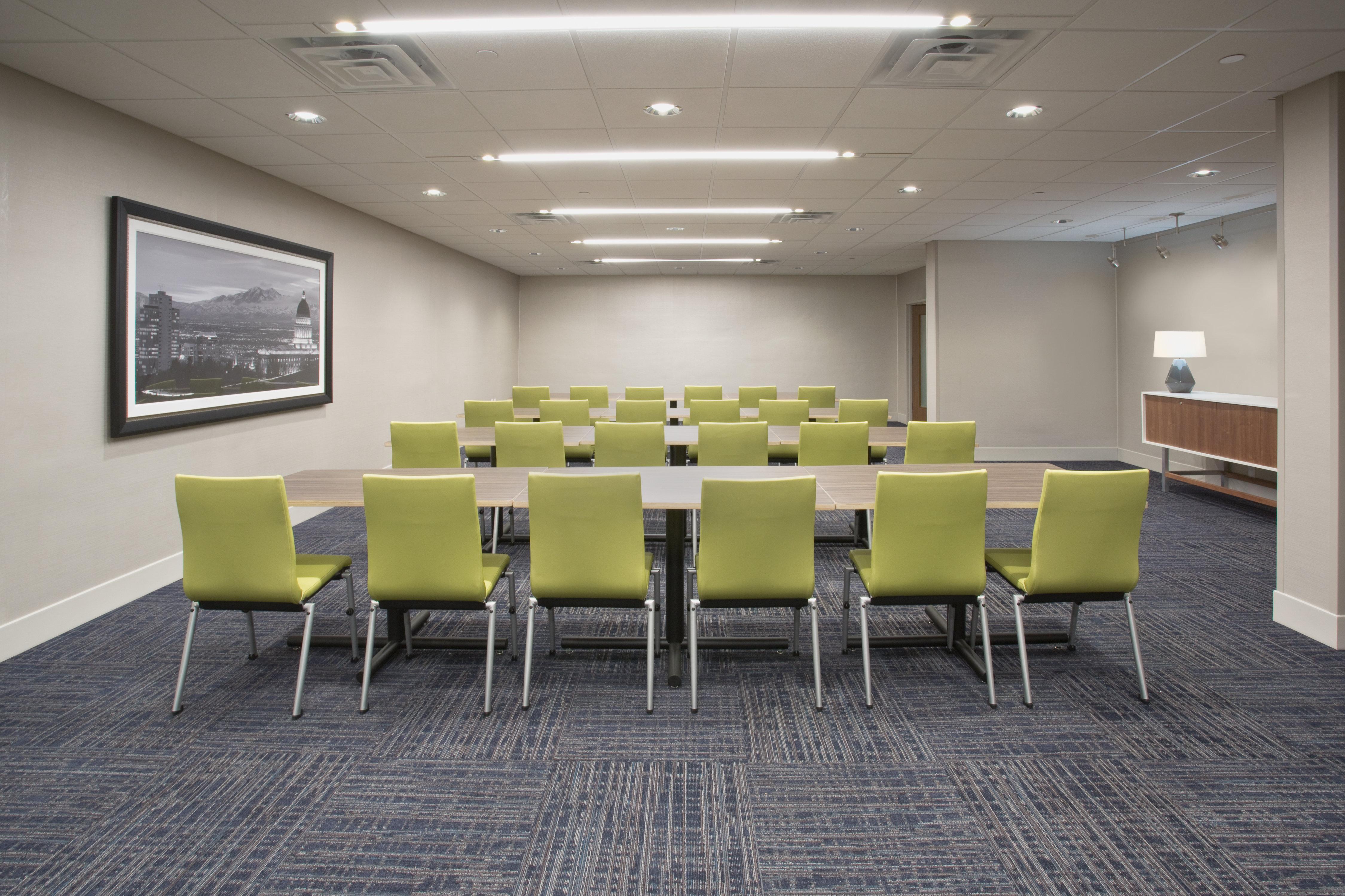 Holiday Inn Express & Suites - North Battleford By Ihg Екстер'єр фото