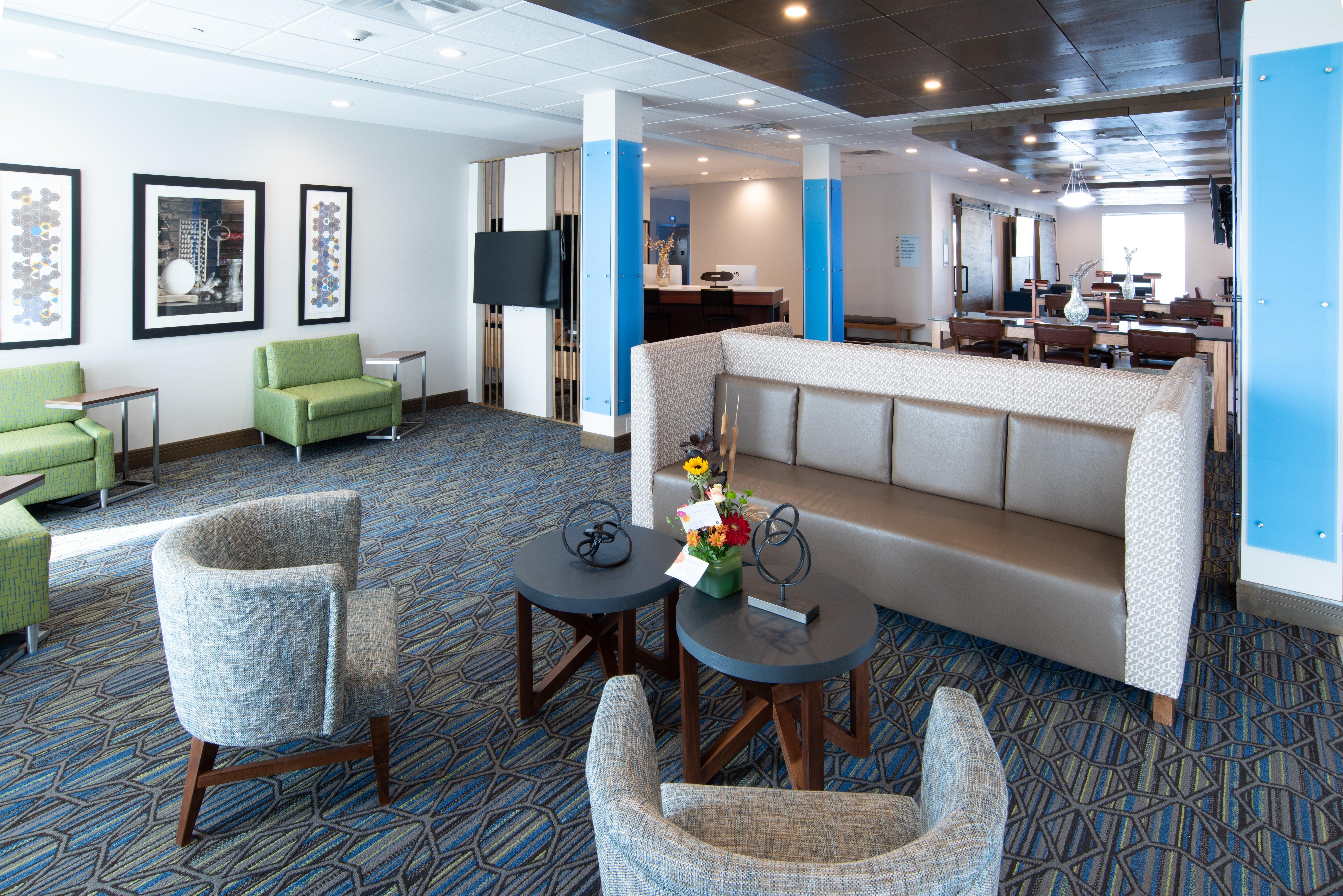 Holiday Inn Express & Suites - North Battleford By Ihg Екстер'єр фото